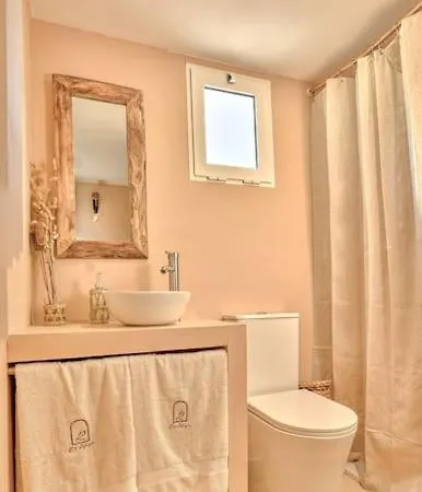 Con Jacuzzi En La Montana. Apartman Llombai