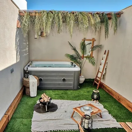 Con Jacuzzi En La Montana. Apartman *